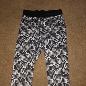 Nike pro leggings